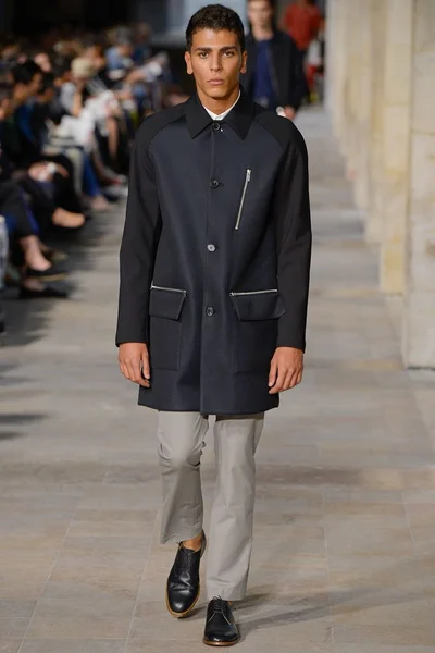 Look 37